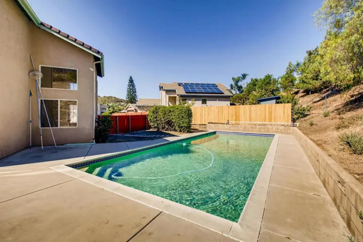 13639 Browncroft Way, El Cajon, California 92021