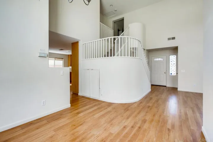 13639 Browncroft Way, El Cajon, California 92021