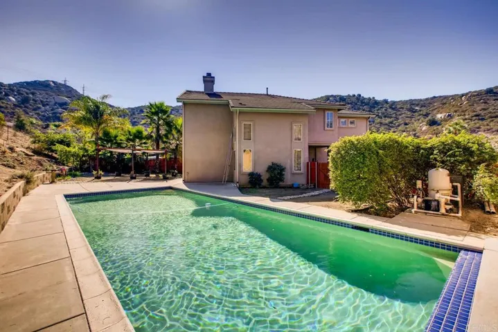 13639 Browncroft Way, El Cajon, California 92021