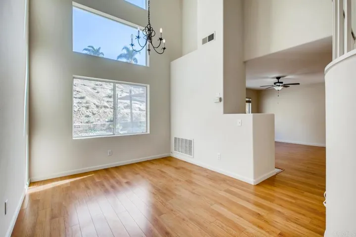 13639 Browncroft Way, El Cajon, California 92021