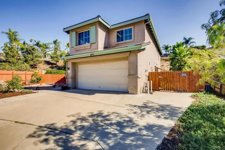 13639 Browncroft Way, El Cajon, California 92021