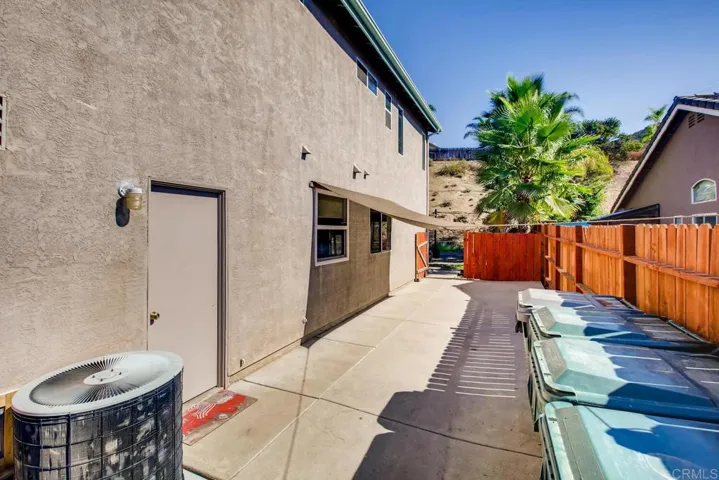 13639 Browncroft Way, El Cajon, California 92021
