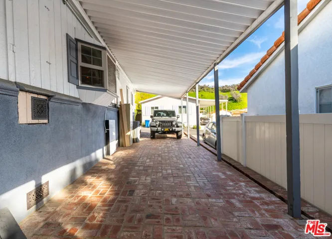 1173 Aztec, Topanga, California 90290