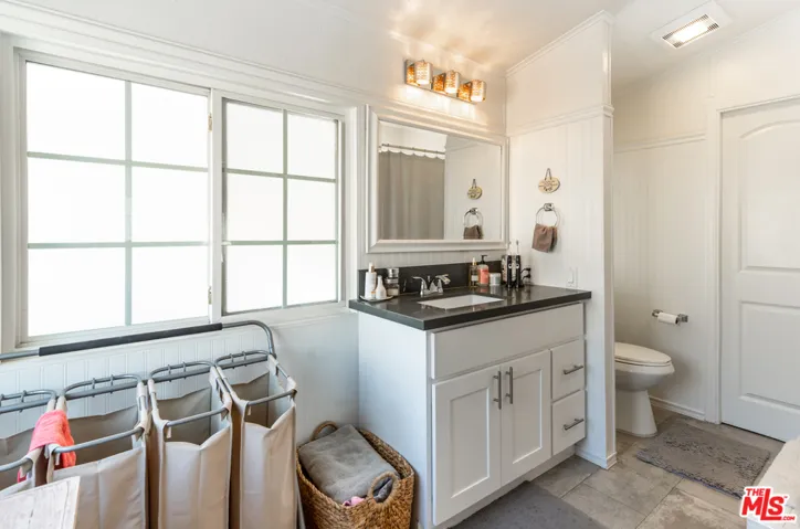 1173 Aztec, Topanga, California 90290