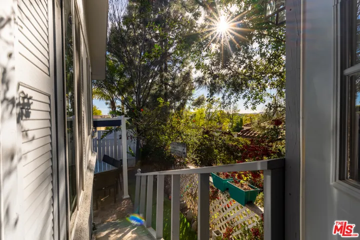 1173 Aztec, Topanga, California 90290