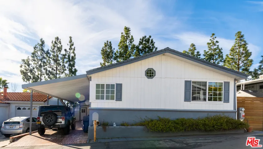 1173 Aztec, Topanga, California 90290