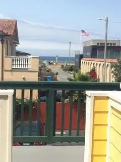 2282 Palmetto Avenue, Pacifica, California 94044