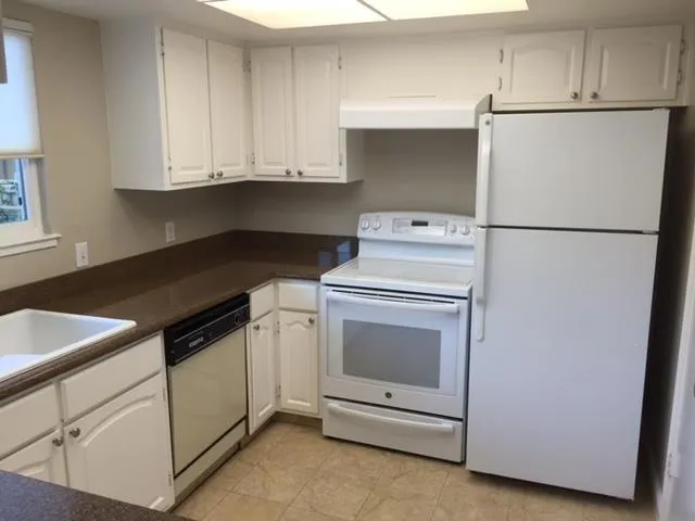 3 Comstock Queen Court, Mountain View, California 94043
