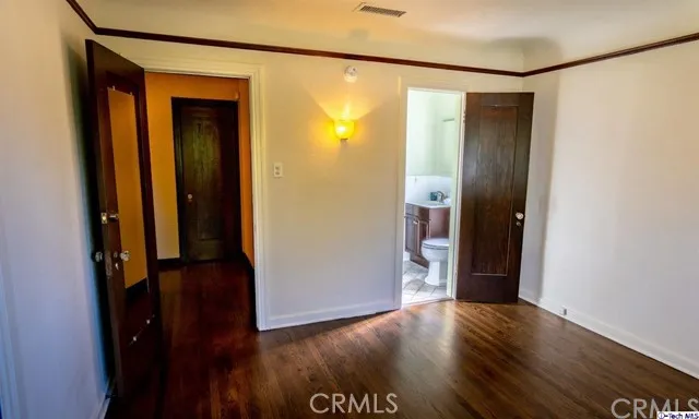 1155 N Howard Street, Glendale, California 91207