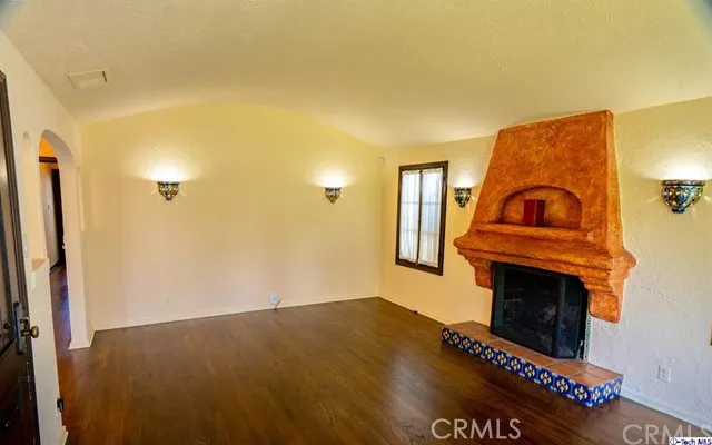 1155 N Howard Street, Glendale, California 91207