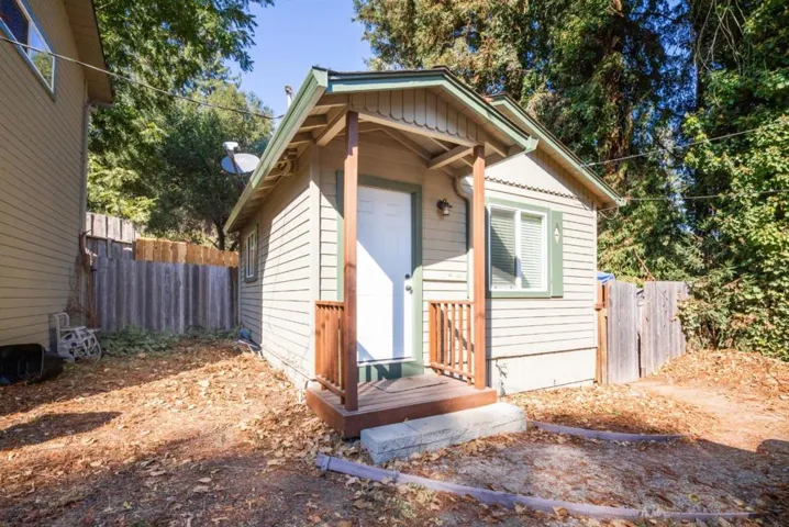414 Prospect Avenue, Felton, California 95018
