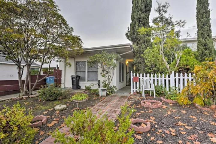 2120 Williams Street, Palo Alto, California 94306