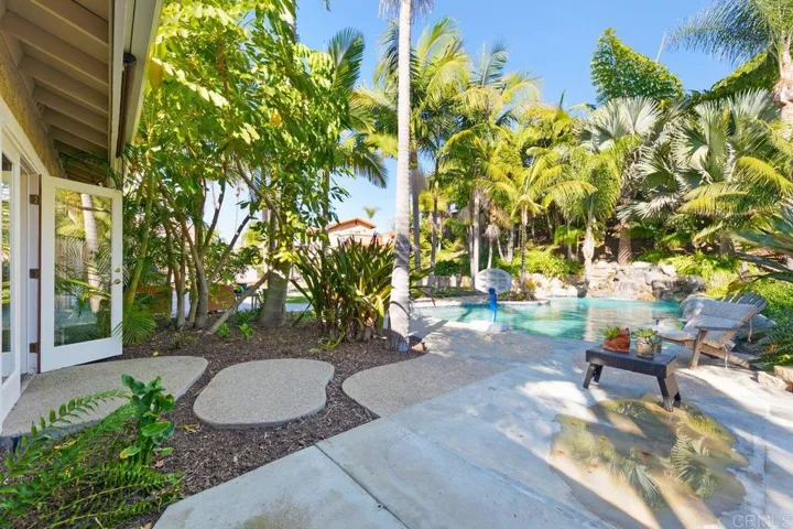 6710 Antilope Street, Carlsbad, California 92009