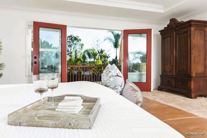 5163 Greenwillow Lane, San Diego, California 92130