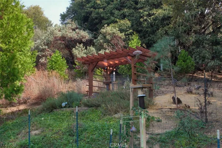 51665 S Ponderosa Way, Oakhurst, California 93644