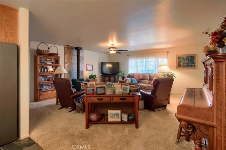 51665 S Ponderosa Way, Oakhurst, California 93644
