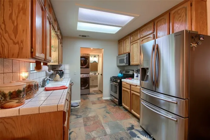 51665 S Ponderosa Way, Oakhurst, California 93644