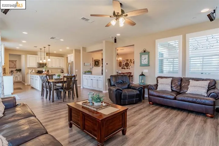 1150 Griffith Ln, Brentwood, California 94513