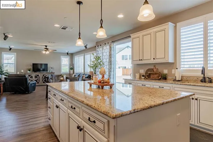 1150 Griffith Ln, Brentwood, California 94513