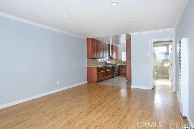240 W Verdugo Avenue V, Burbank, California 91502