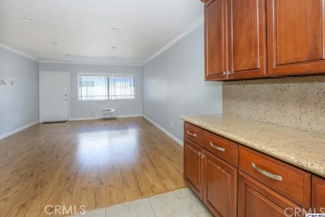 240 W Verdugo Avenue V, Burbank, California 91502