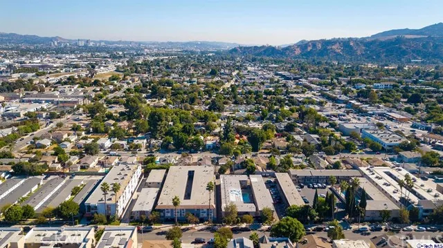 240 W Verdugo Avenue V, Burbank, California 91502