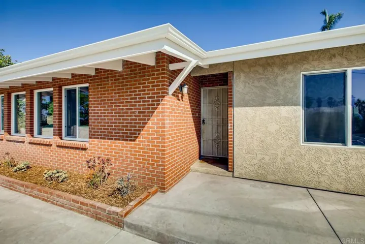 1852 Lisa Lane, El Cajon, California 92021