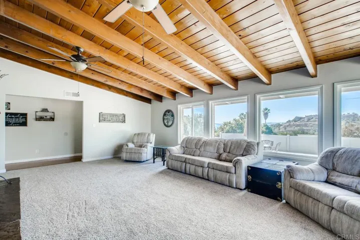 1852 Lisa Lane, El Cajon, California 92021