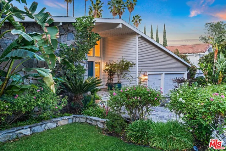 23895 Killion Street, Woodland Hills, California 91367