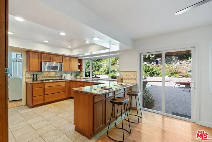 23895 Killion Street, Woodland Hills, California 91367