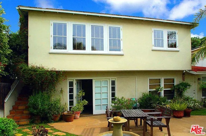 326 1/2 Huntley Drive, West Hollywood, California 90048