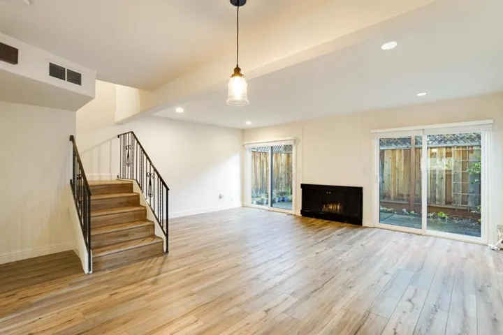 1229 Mills Street, Menlo Park, California 94025