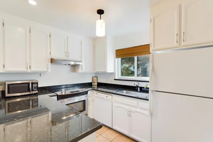1229 Mills Street, Menlo Park, California 94025