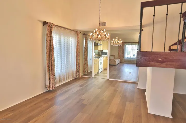 04 Living Room 2