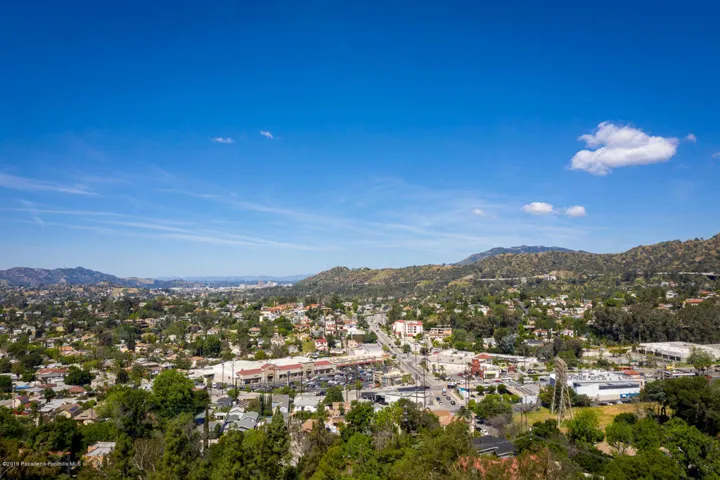 GYP_1850 Kaweah Dr_031_MLS