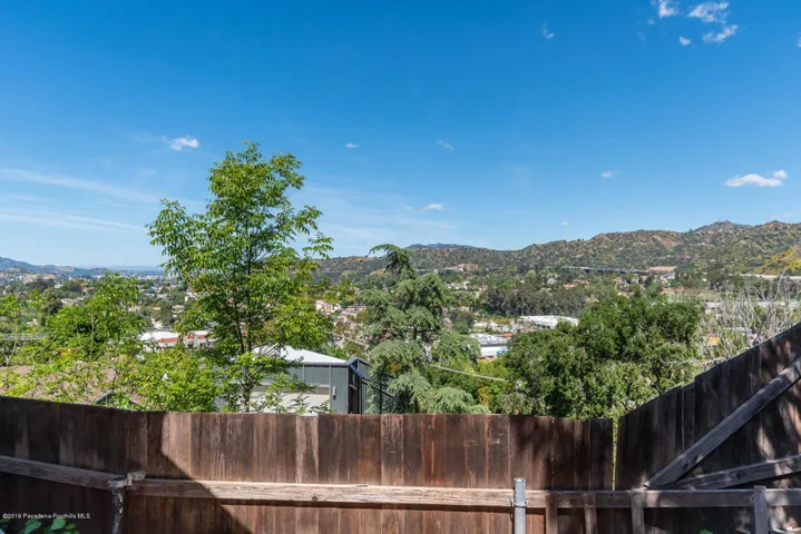 GYP_1850 Kaweah Dr_030_MLS