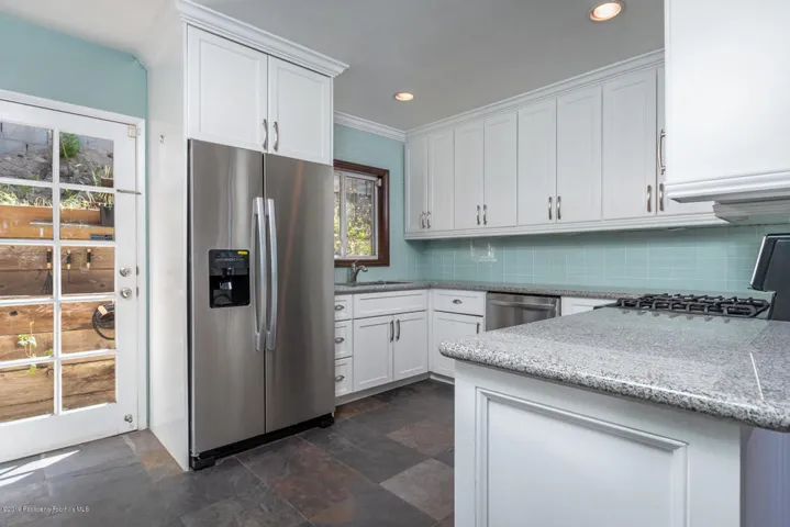 GYP_1850 Kaweah Dr_016_MLS