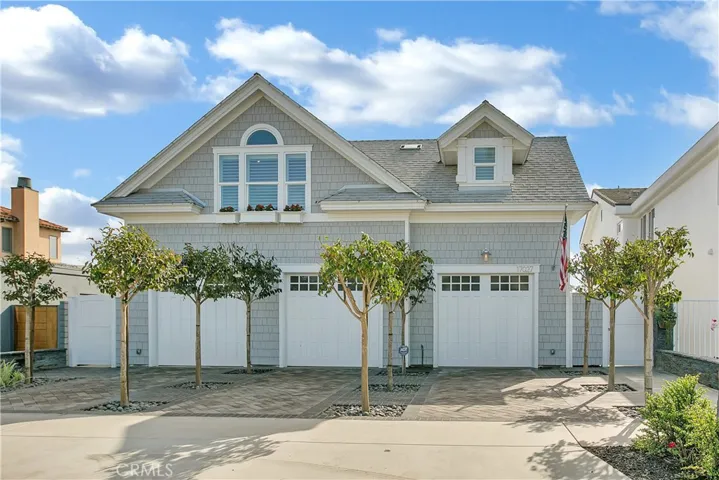 17027 Edgewater Lane, Huntington Beach, California 92649