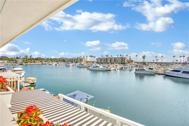17027 Edgewater Lane, Huntington Beach, California 92649