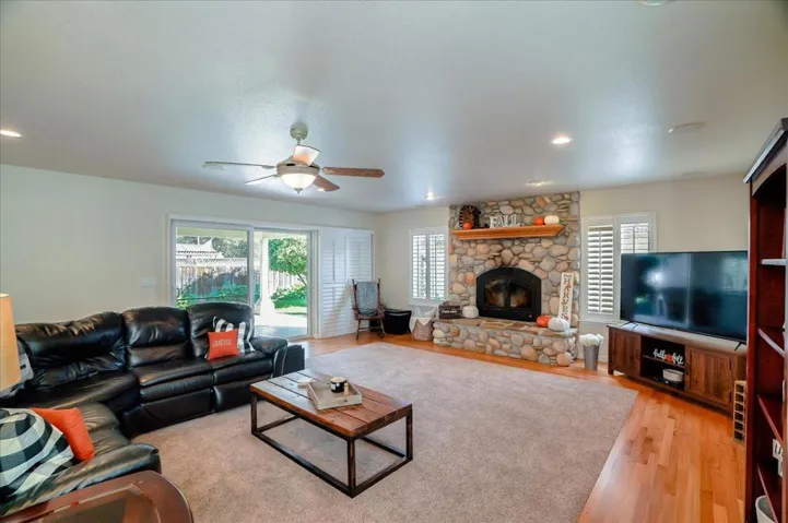 8126 Oak Court, Gilroy, California 95020