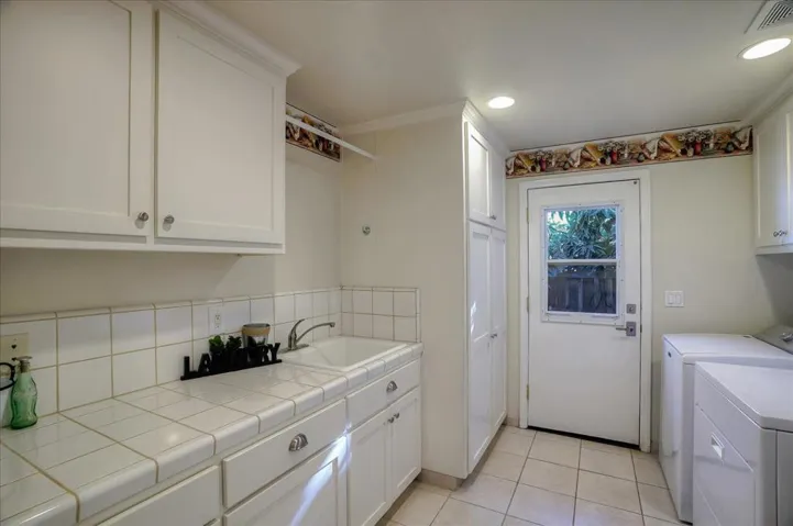 8126 Oak Court, Gilroy, California 95020