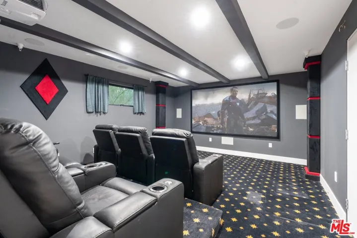 11207 Laurie Drive, Studio City, California 91604