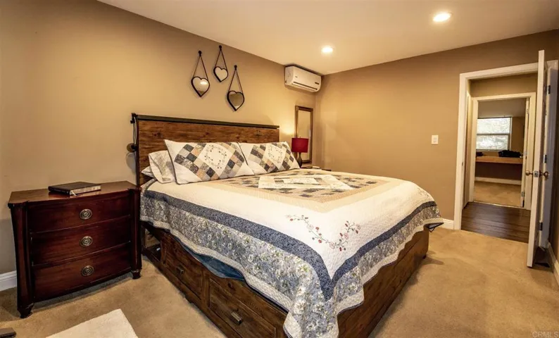 9413 Pearlwood Road, Santee, California 92071