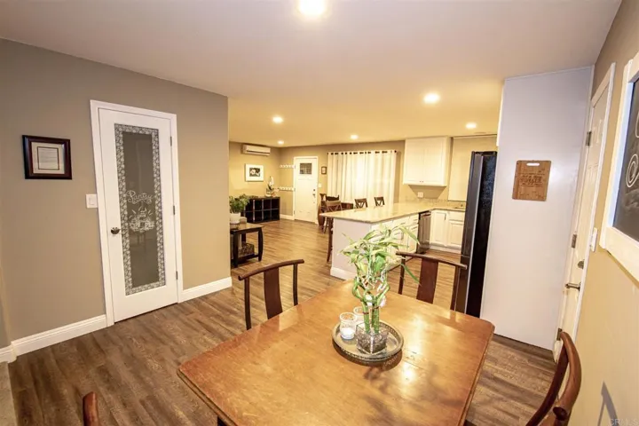 9413 Pearlwood Road, Santee, California 92071