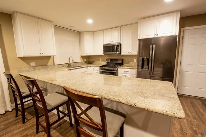 9413 Pearlwood Road, Santee, California 92071