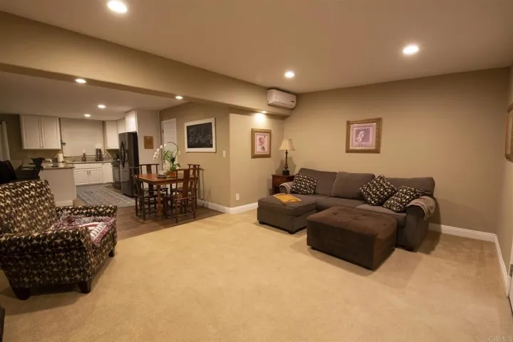 9413 Pearlwood Road, Santee, California 92071