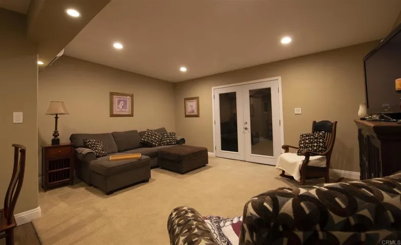9413 Pearlwood Road, Santee, California 92071