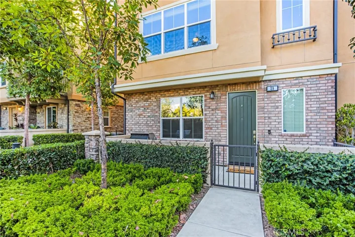 29 Aliso Ridge Loop, Mission Viejo, California 92691