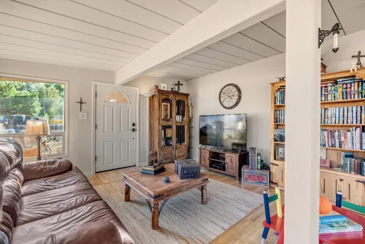6881 F Street, Tres Pinos, California 95075