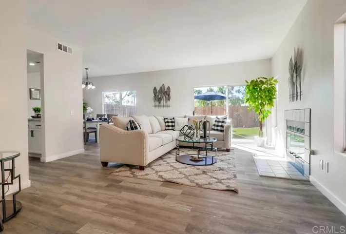 2575 Manzana Way, San Diego, California 92139